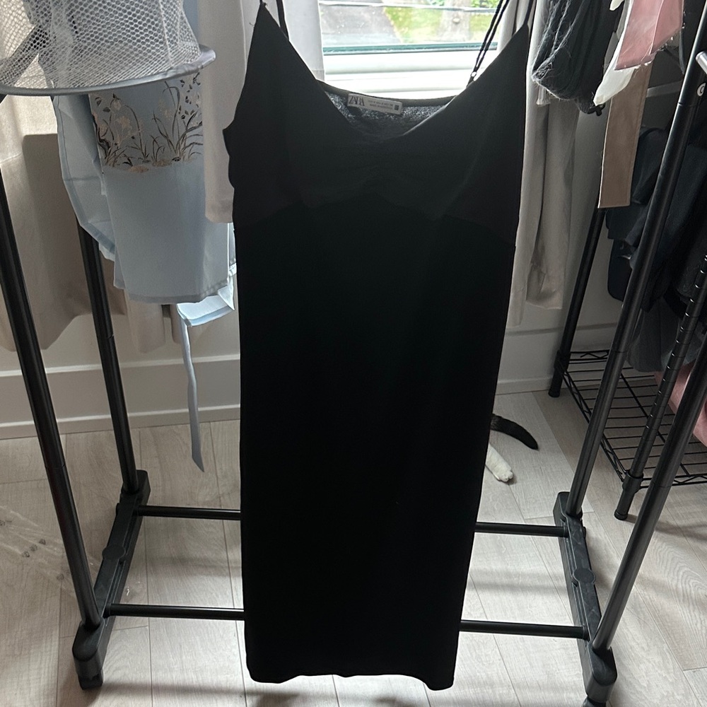 Zara Black Sleeveless Dress